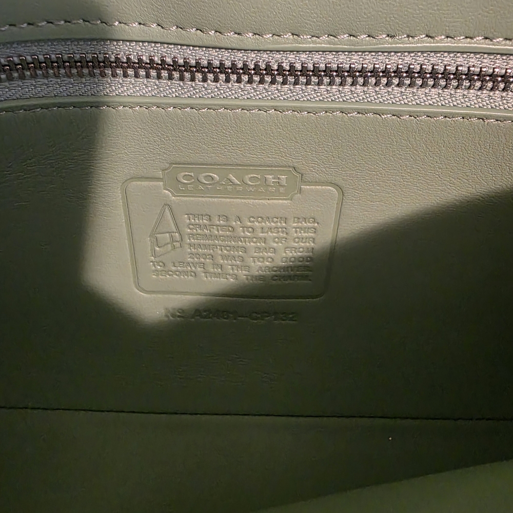 Coach Hampton Y2K Pistachio Leather Shoulder Bag - Picture 8 of 12